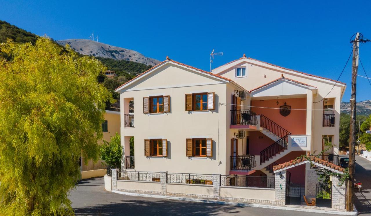 Alexatos Studios & Apartments Agia Efimia ภายนอก รูปภาพ