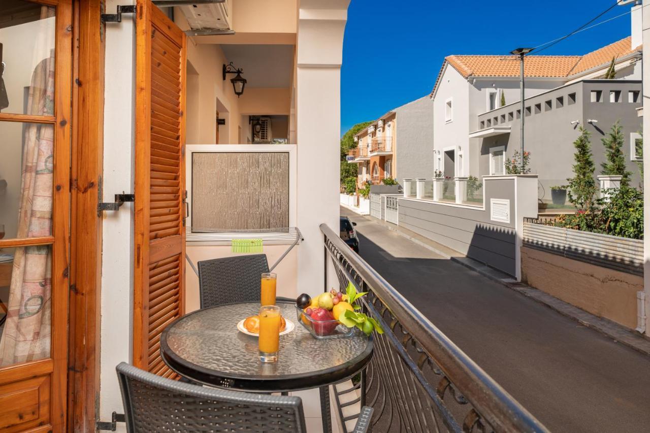 Alexatos Studios & Apartments Agia Efimia ภายนอก รูปภาพ