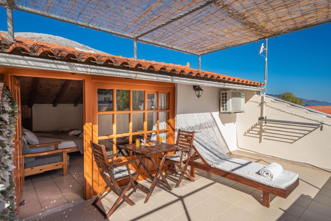 Alexatos Studios & Apartments Agia Efimia ภายนอก รูปภาพ
