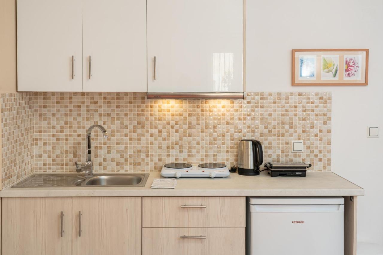 Alexatos Studios & Apartments Agia Efimia ภายนอก รูปภาพ